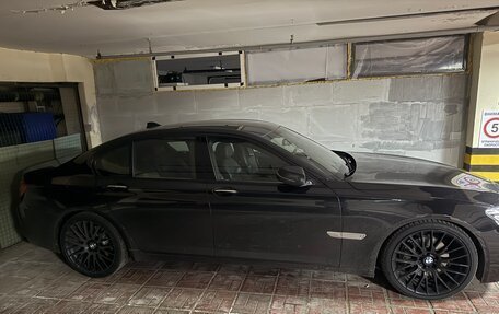 BMW 7 серия, 2014 год, 3 300 000 рублей, 18 фотография