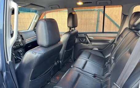 Mitsubishi Pajero IV, 2008 год, 1 300 000 рублей, 13 фотография