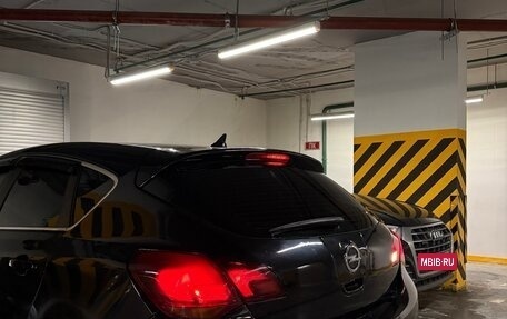 Opel Astra J, 2010 год, 575 000 рублей, 4 фотография