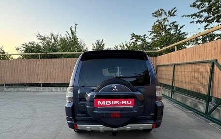 Mitsubishi Pajero IV, 2008 год, 1 300 000 рублей, 5 фотография