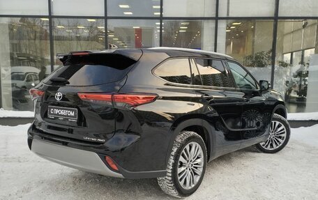Toyota Highlander, 2025 год, 5 670 000 рублей, 8 фотография