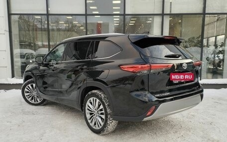 Toyota Highlander, 2025 год, 5 670 000 рублей, 6 фотография