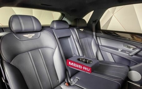 Bentley Bentayga I, 2017 год, 11 000 000 рублей, 17 фотография