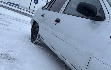 Daewoo Nexia I рестайлинг, 2000 год, 105 000 рублей, 6 фотография