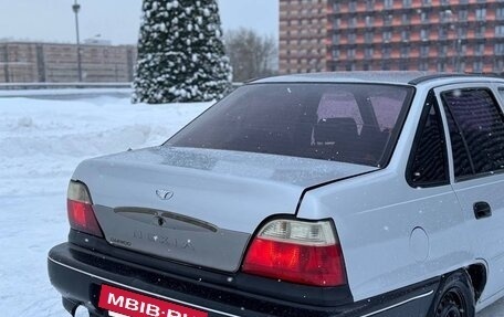 Daewoo Nexia I рестайлинг, 2000 год, 105 000 рублей, 4 фотография