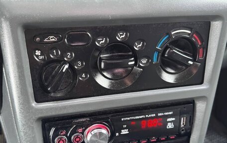 Daewoo Nexia I рестайлинг, 2000 год, 105 000 рублей, 9 фотография