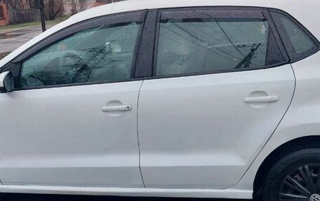 Volkswagen Polo VI (EU Market), 2012 год, 880 000 рублей, 2 фотография