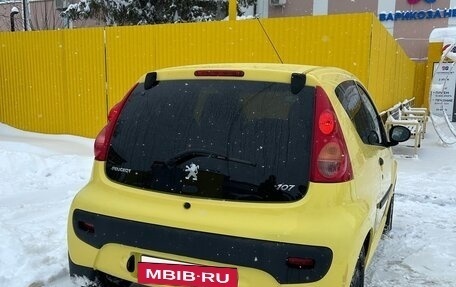Peugeot 107 I рестайлинг, 2009 год, 370 000 рублей, 2 фотография