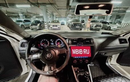 Volkswagen Jetta VI, 2014 год, 750 000 рублей, 8 фотография