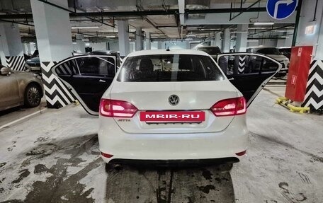 Volkswagen Jetta VI, 2014 год, 750 000 рублей, 10 фотография