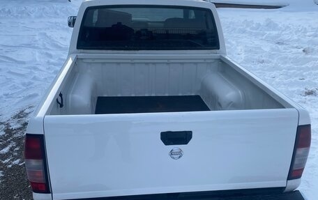 Nissan NP300, 2012 год, 795 000 рублей, 5 фотография