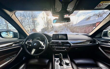 BMW 5 серия, 2018 год, 2 700 000 рублей, 12 фотография