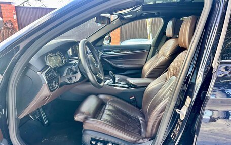 BMW 5 серия, 2018 год, 2 700 000 рублей, 10 фотография