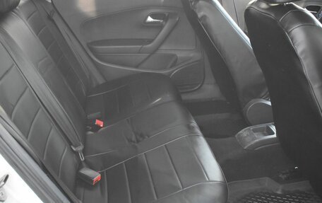 Volkswagen Polo VI (EU Market), 2012 год, 700 000 рублей, 11 фотография