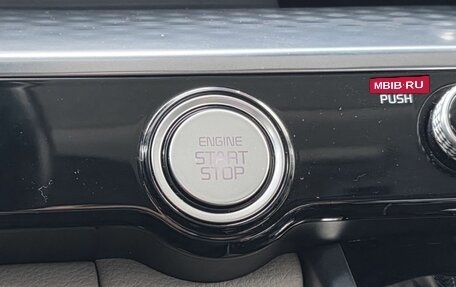 KIA Carnival, 2021 год, 3 550 000 рублей, 19 фотография