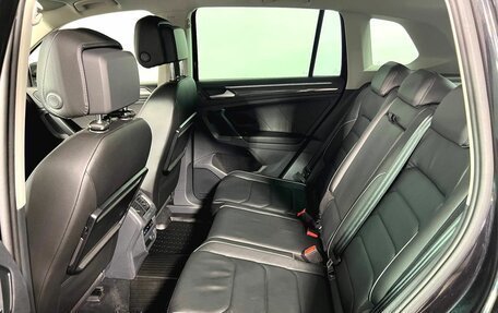 Volkswagen Tiguan II, 2017 год, 3 200 000 рублей, 17 фотография