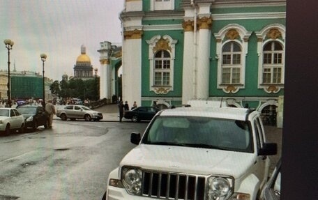 Jeep Cherokee, 2011 год, 1 800 000 рублей, 2 фотография