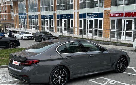 BMW 5 серия, 2021 год, 5 600 000 рублей, 5 фотография