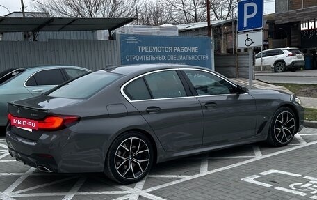 BMW 5 серия, 2021 год, 5 600 000 рублей, 4 фотография