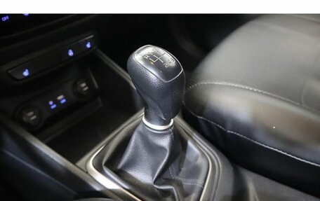 Hyundai Solaris II рестайлинг, 2018 год, 1 180 000 рублей, 12 фотография