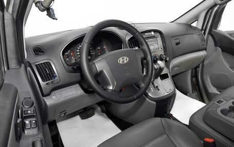 Hyundai Grand Starex Grand Starex I рестайлинг 2, 2011 год, 1 319 000 рублей, 5 фотография