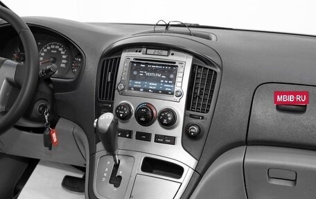 Hyundai Grand Starex Grand Starex I рестайлинг 2, 2011 год, 1 319 000 рублей, 8 фотография