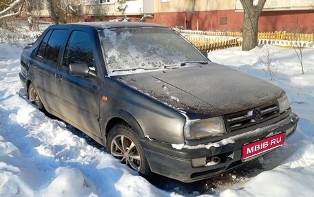 Volkswagen Vento, 1992 год, 100 000 рублей, 1 фотография