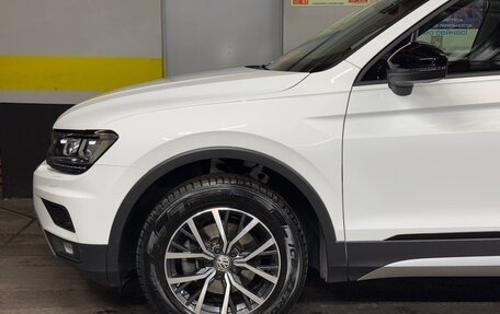 Volkswagen Tiguan II, 2019 год, 2 550 000 рублей, 2 фотография