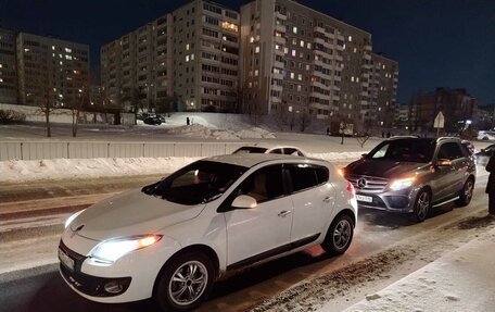 Renault Megane III, 2013 год, 859 000 рублей, 6 фотография