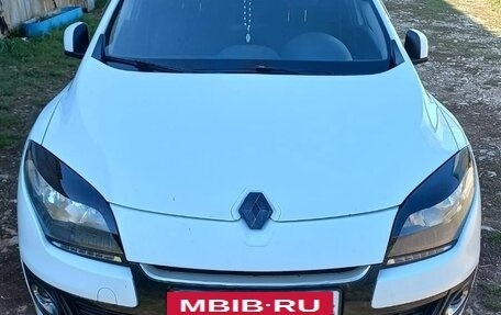Renault Megane III, 2013 год, 859 000 рублей, 2 фотография