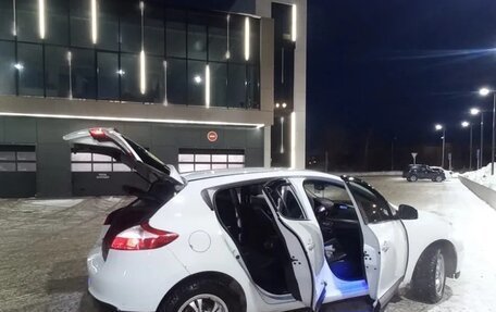 Renault Megane III, 2013 год, 859 000 рублей, 3 фотография