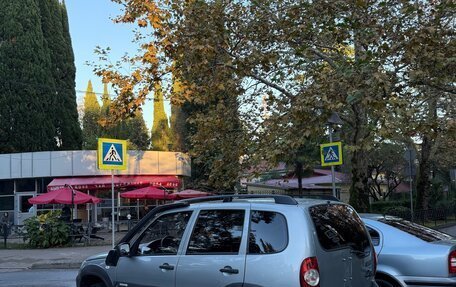 Chevrolet Niva I рестайлинг, 2014 год, 730 000 рублей, 4 фотография