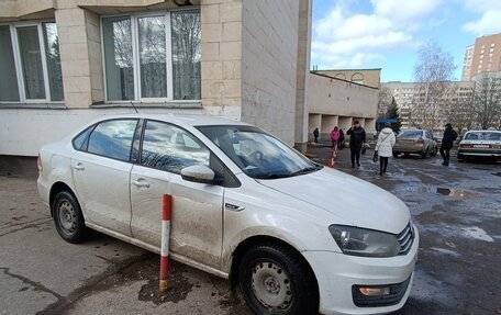 Volkswagen Polo VI (EU Market), 2016 год, 1 015 000 рублей, 32 фотография