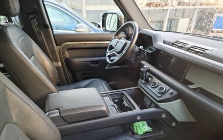 Land Rover Defender II, 2020 год, 8 700 000 рублей, 3 фотография