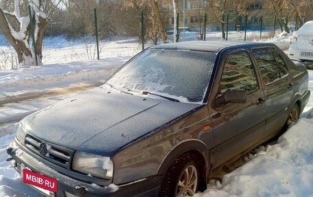 Volkswagen Vento, 1992 год, 100 000 рублей, 3 фотография
