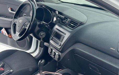 KIA Rio III рестайлинг, 2016 год, 11 фотография