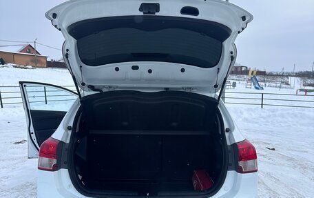 KIA Rio III рестайлинг, 2016 год, 6 фотография