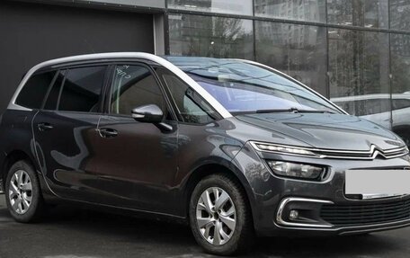 Citroen C4 Picasso II рестайлинг, 2016 год, 1 150 000 рублей, 2 фотография