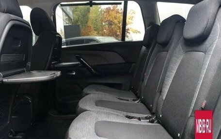 Citroen C4 Picasso II рестайлинг, 2016 год, 1 150 000 рублей, 10 фотография