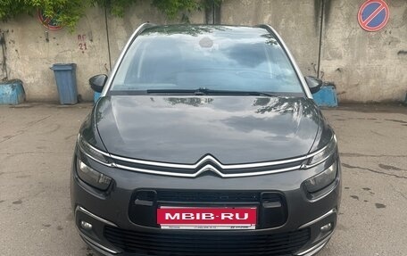 Citroen C4 Picasso II рестайлинг, 2016 год, 1 150 000 рублей, 25 фотография