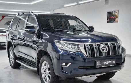 Toyota Land Cruiser Prado 150 рестайлинг 2, 2019 год, 4 919 000 рублей, 7 фотография