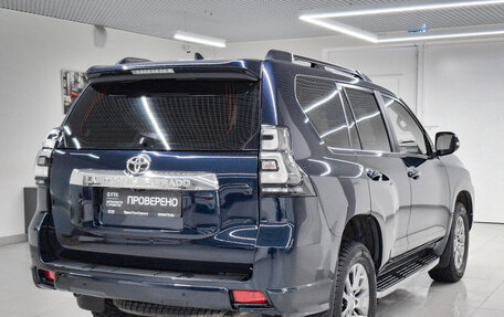 Toyota Land Cruiser Prado 150 рестайлинг 2, 2019 год, 4 919 000 рублей, 9 фотография
