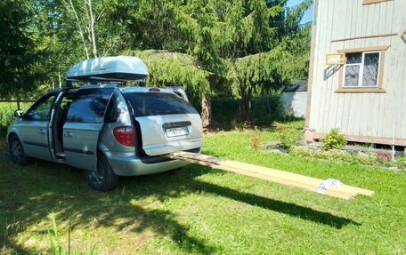 Chrysler Voyager IV, 2003 год, 265 000 рублей, 5 фотография