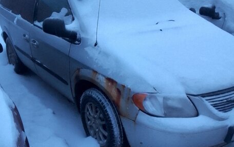 Chrysler Voyager IV, 2003 год, 265 000 рублей, 12 фотография