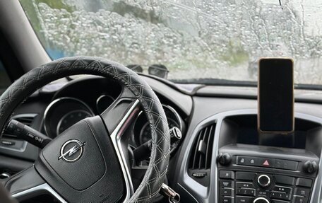 Opel Astra J, 2013 год, 830 000 рублей, 2 фотография