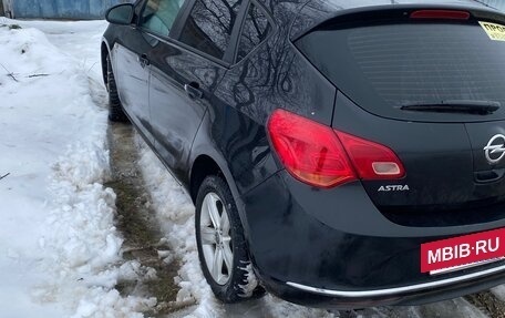 Opel Astra J, 2013 год, 830 000 рублей, 4 фотография