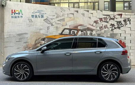 Volkswagen Golf VIII, 2021 год, 1 870 213 рублей, 2 фотография