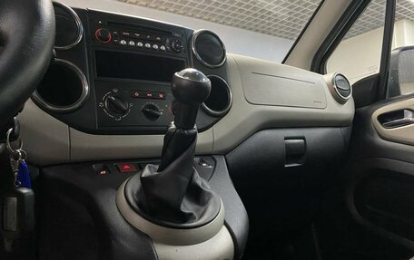 Peugeot Partner II рестайлинг 2, 2013 год, 720 000 рублей, 20 фотография