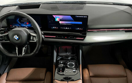 BMW 5 серия, 2024 год, 7 220 000 рублей, 11 фотография