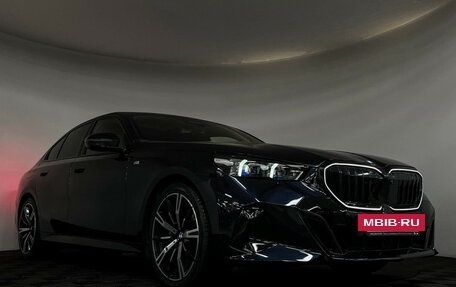 BMW 5 серия, 2024 год, 7 220 000 рублей, 30 фотография